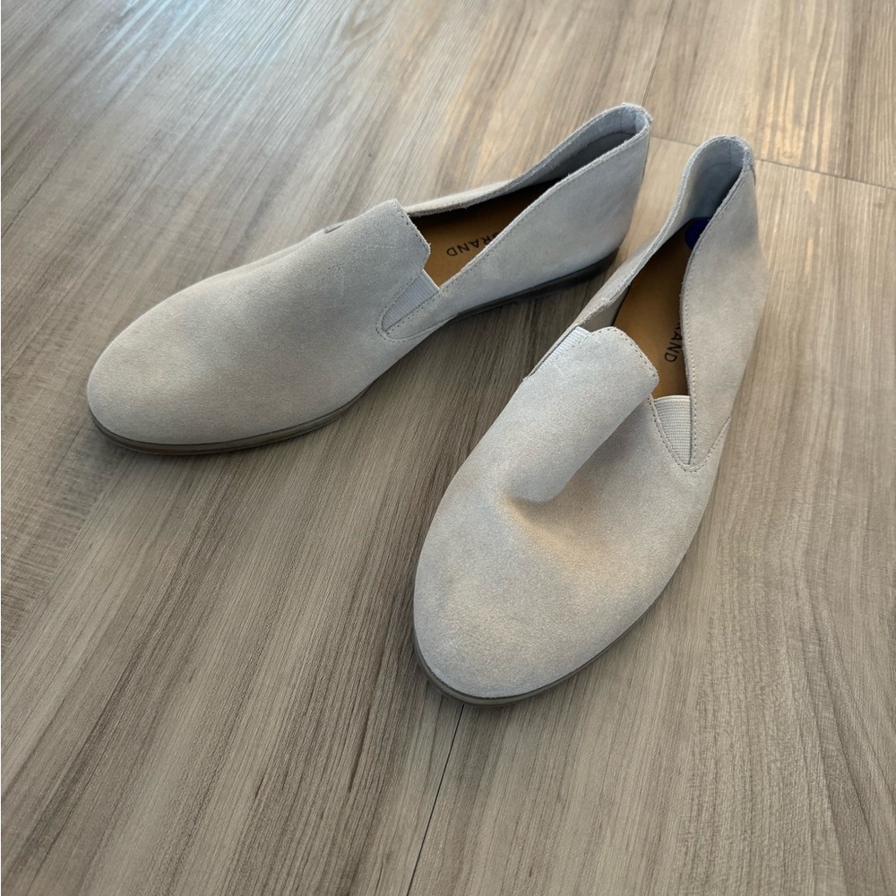 Women’s Flat Dress Shoes